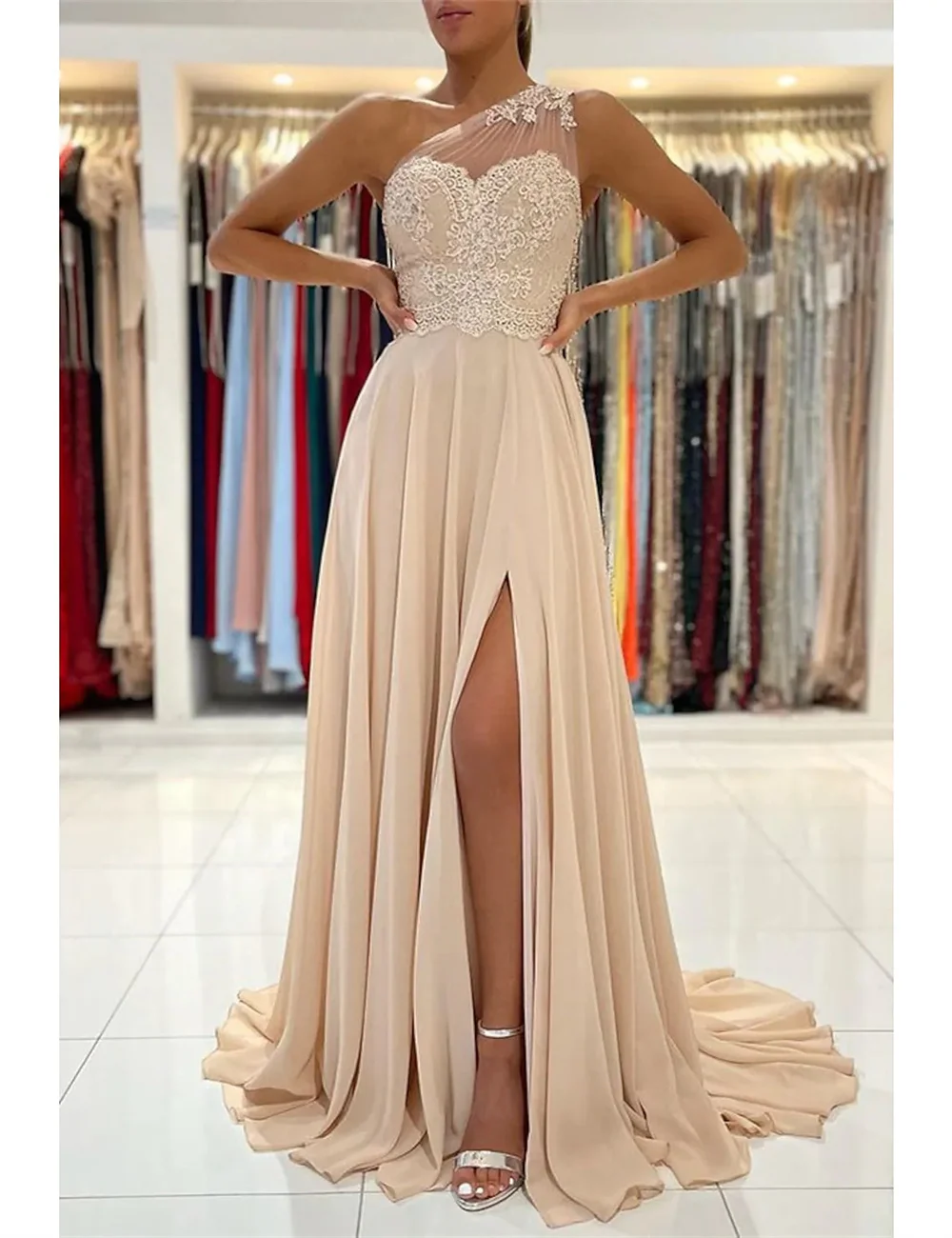 Elegantiškas-Line Prom Dresses Seksuali Suknelė Oficialus Teismo Traukinio Rankovių Vieną Petį Šifono su Plyšio Appliques 2023